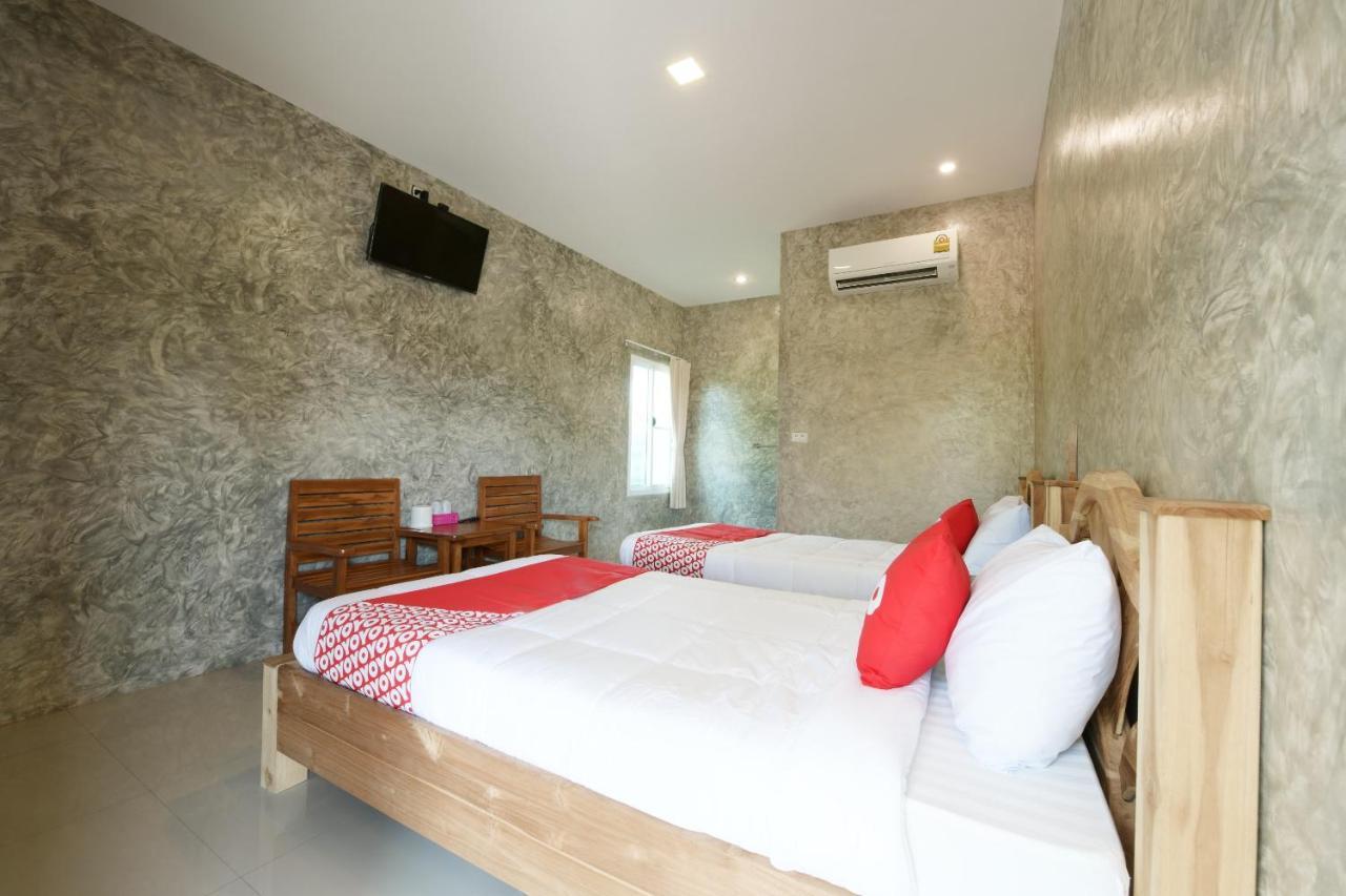 Oyo 522 Waaina Resort Rayong Exterior photo